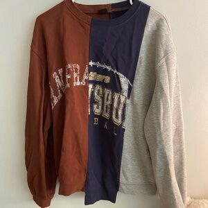 URBAN OUTFITTERS sweatshirt